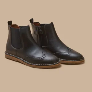Mädchen-Boots mit Blütenkappe aus Leder