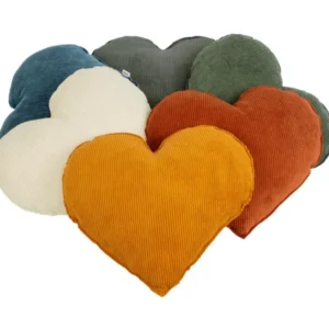 Gefuellte Herzkissen ca. 35x40 cm aus Cord-Samt, Deko Formkissen in den uni-Farben blau, beige, gelb, orange, gruen und grau - aus der beties "HYggelig No.1" Kollektion.
